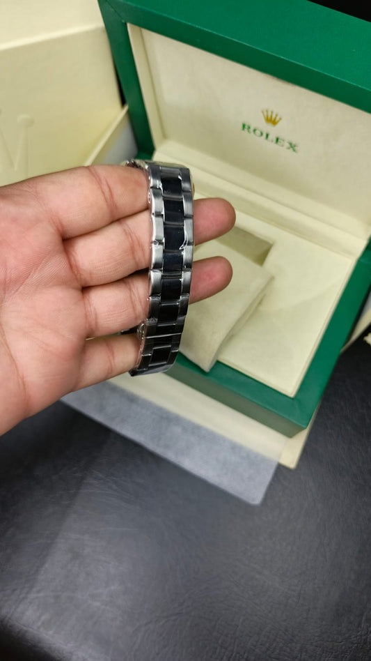 Rolex Submeriner (Silver)