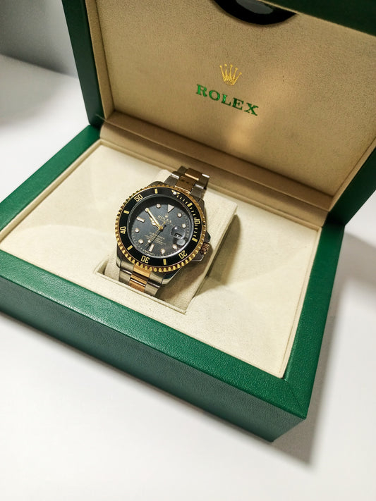 Rolex Submariner With Rotating Bazel